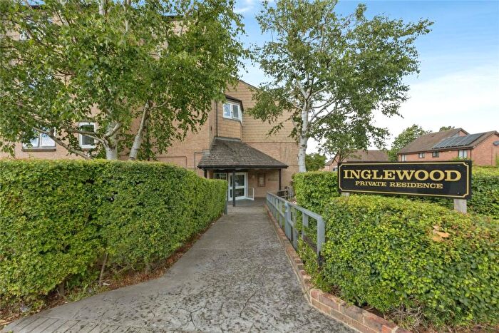 1 Bedroom Flat For Sale In Inglewood, The Spinney, Swanley, Kent, BR8