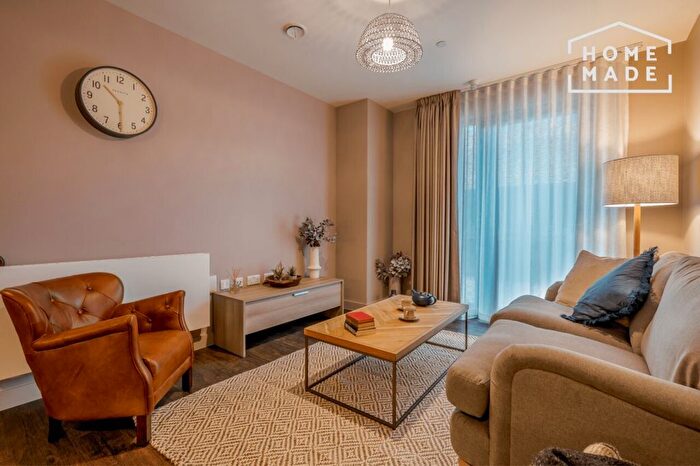 2 Bedroom Flat To Rent In Canada Gardens, Wembley, HA9