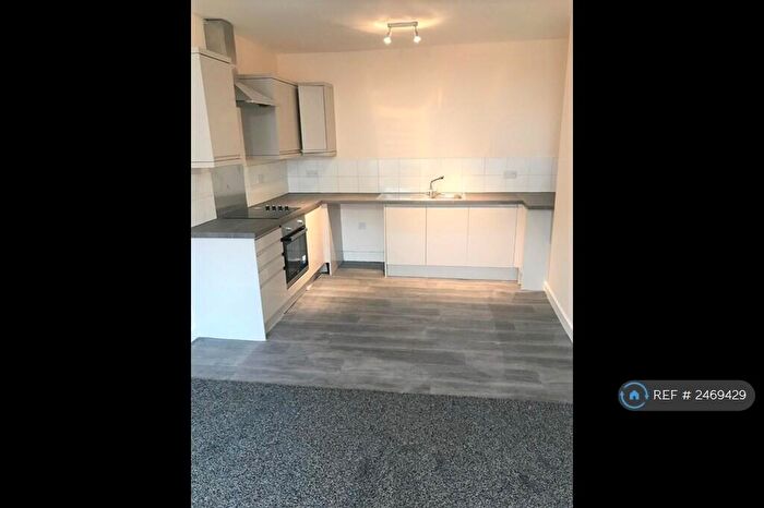 1 Bedroom Flat To Rent In Market Place, Mansfield, NG18