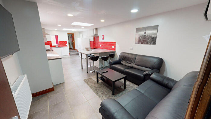 6 Bedroom House To Rent In Tiverton Road, Selly Oak, B29