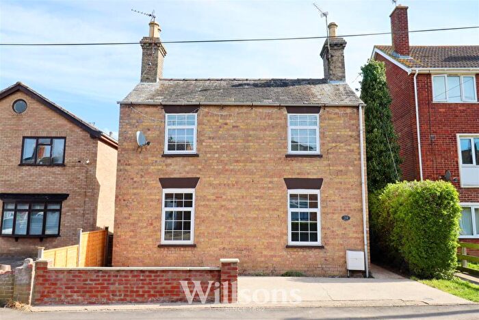2 Bedroom Detached House For Sale In Parsons Lane, Alford, LN13