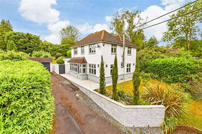 3 Bedroom Detached House For Sale In London Road, Hythe, Kent, CT21