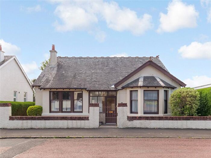 4 Bedroom Bungalow For Sale In Cuningham Drive, Largs, North Ayrshire, KA30