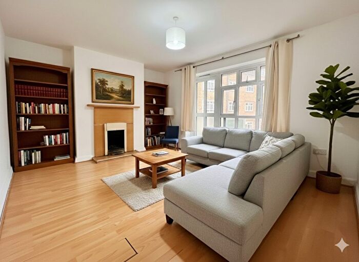 1 Bedroom Flat To Rent In Fayland Avenue, Streatham, London, SW16