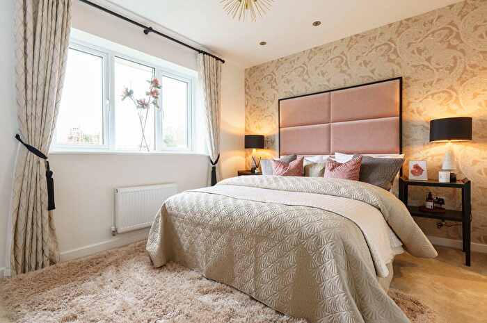 4 Bedroom Detached House For Sale In Glen Road, Oadby, Leicester, LE2