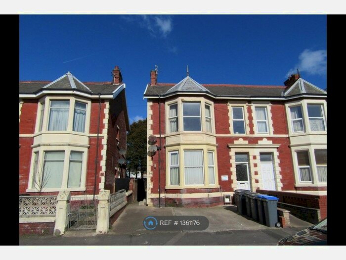 2 Bedroom Flat To Rent In Burlington Road, Blackpool, FY4