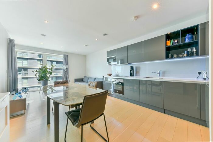 1 Bedroom Flat To Rent In Lantana Heights, Glasshouse Gardens, Stratford, E20