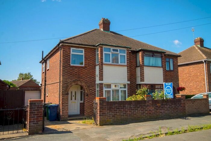 2 Bedroom Semi-Detached House To Rent In Elfleda Road, Cambridge, CB5