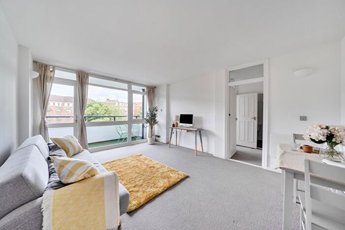 1 Bedroom Flat For Sale In Stuart Tower, Maida Vale, W9