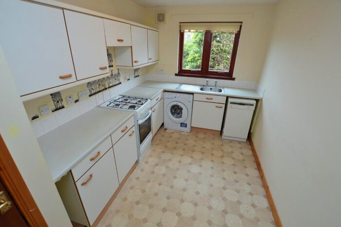 1 Bedroom Flat To Rent In Links Street, Kirkcaldy, KY1