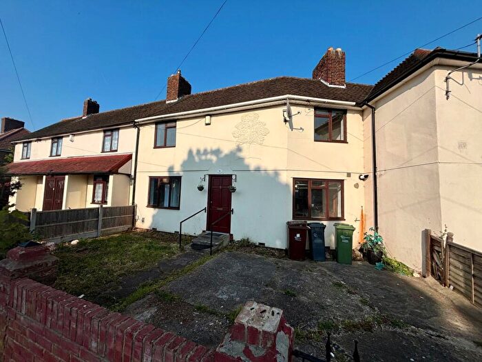 3 Bedroom Terraced House To Rent In Halbutt Street, Dagenham, RM9