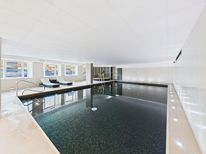 1 Bedroom Flat To Rent In Homerton Street, Cambridge, CB2