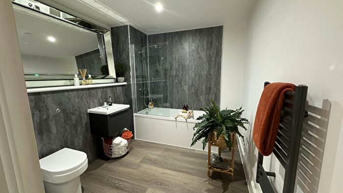 2 Bedroom Flat For Sale In Naylor Street, Liverpool, L3