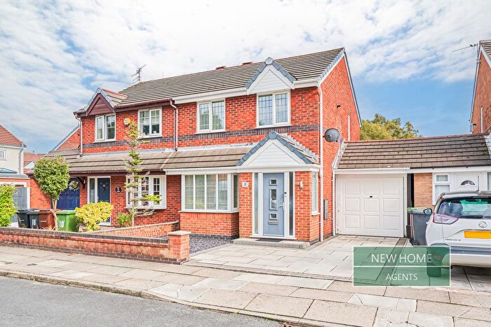 3 Bedroom Semi Detached House For Sale In York Close, Bootle, L30