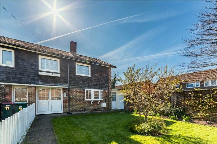 3 Bedroom End Of Terrace House To Rent In Holly Close, Crawley RH10