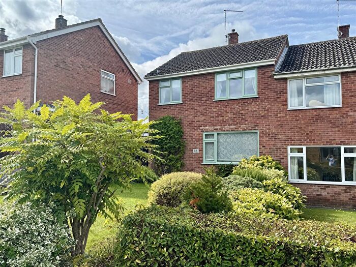 3 Bedroom Semi-Detached House For Sale In Croft Road, Newent, GL18