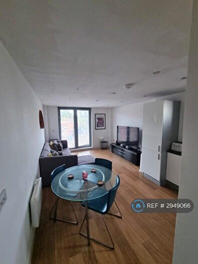 1 Bedroom Flat To Rent In Whytecliffe Rd Sth, Purley, CR8