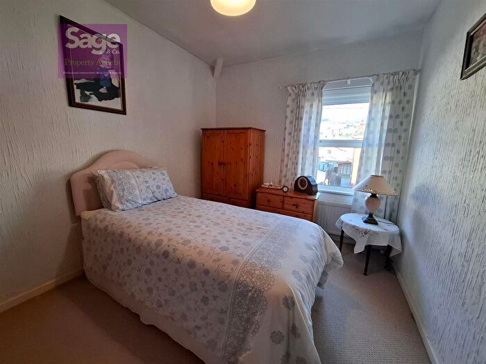 3 Bedroom End Of Terrace House For Sale In Grove Road, Risca, Newport, NP11