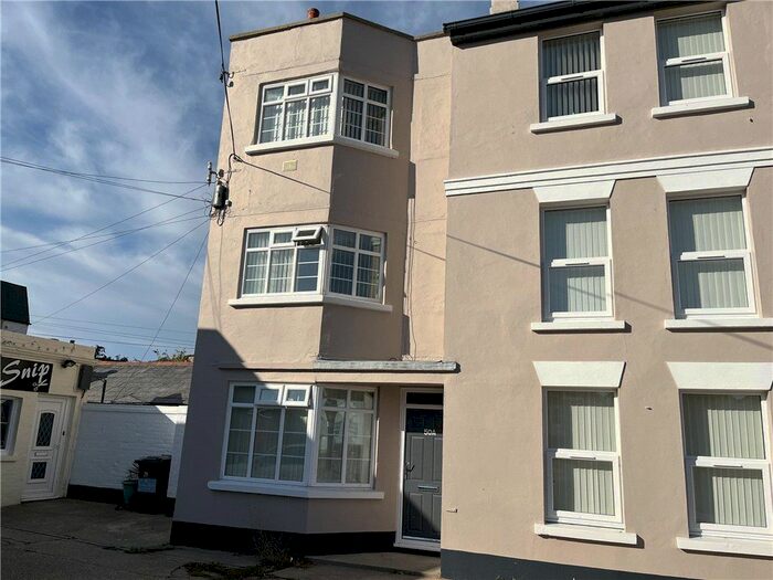 3 Bedroom Flat To Rent In St. Michaels Lane, Bridport, DT6