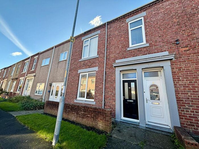2 Bedroom Flat To Rent In Deanery Street, Bedlington, Northumberland, NE22