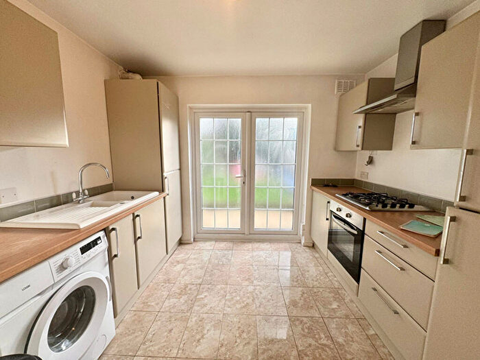 1 Bedroom Flat To Rent In Lee High Road, London, SE12