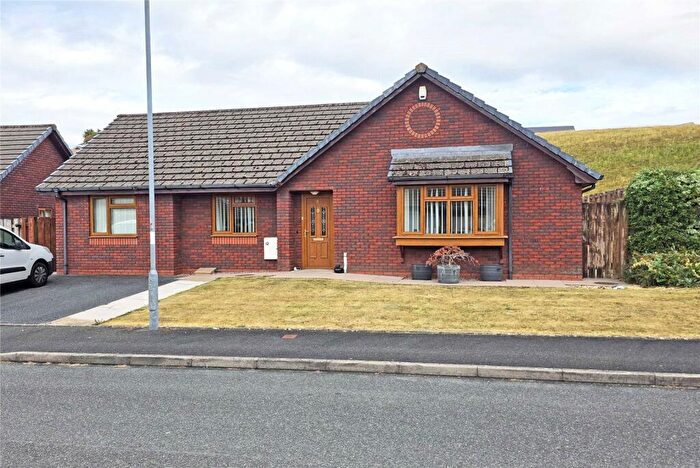 3 Bedroom Bungalow For Sale In Oakridge Drive, Llandrindod Wells, Powys, LD1