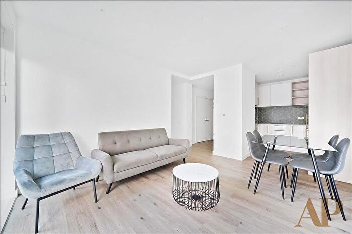 2 Bedroom Flat To Rent In Beeley House, Mary Neuner Road, London, N8