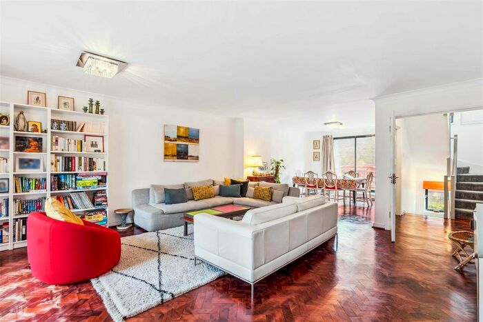 5 Bedroom Property To Rent In Windsor Way, Brook Green, London, W14