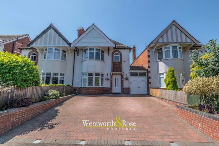 4 Bedroom Semi-Detached House To Rent In Lordswood Road, Harborne, Birmingham, B17