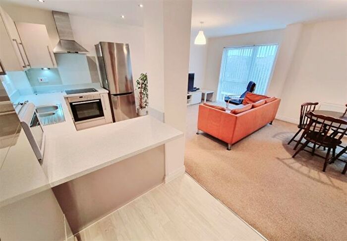 2 Bedroom Apartment To Rent In Skyline House, Stevenage, SG1