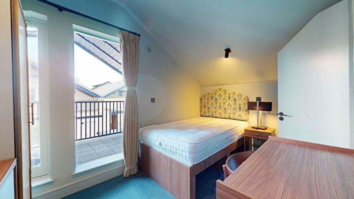 Studio To Rent In Cheshire Street, London, E2