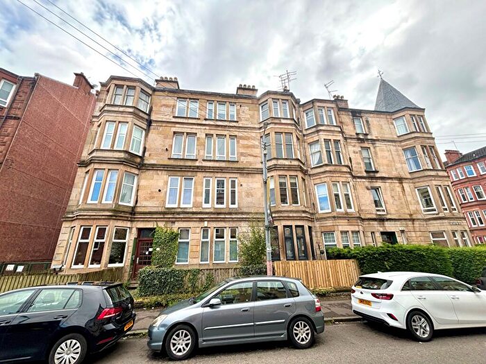 1 Bedroom Flat To Rent In Deanston Drive, Shawlands, G41