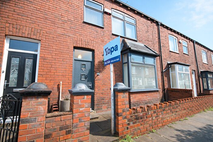 3 Bedroom Terraced House For Sale In Primula Street, Bolton, BL1