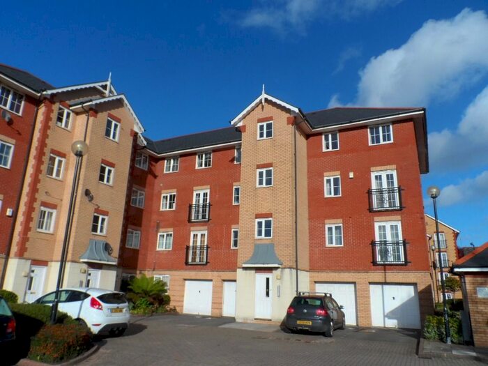 2 Bedroom Flat To Rent In Windsor Quay, Cardiff Bay, Cardiff, CF11