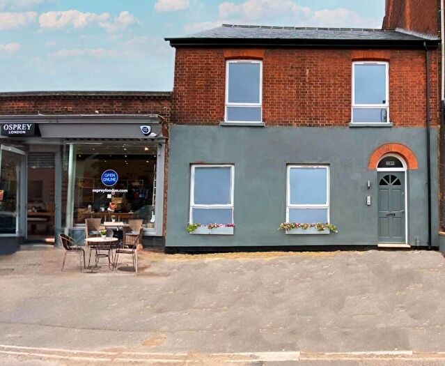 2 Bedroom Apartment To Rent In Walsworth Road, Hitchin, SG4