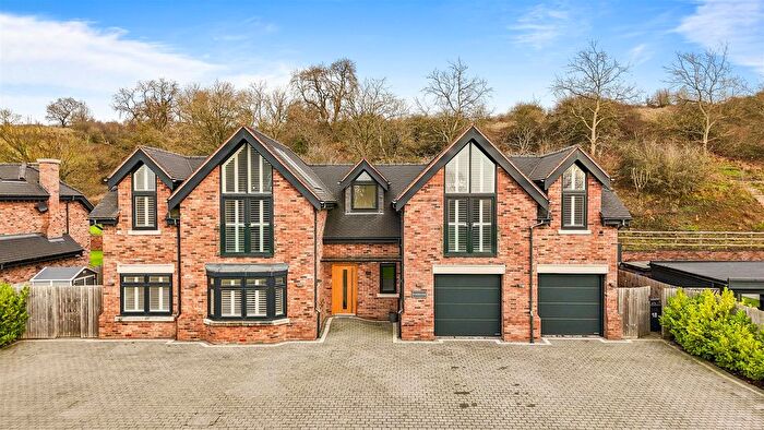 5 Bedroom Detached House For Sale In De Montfort House, Haven Pastures, Henley-In-Arden, B95