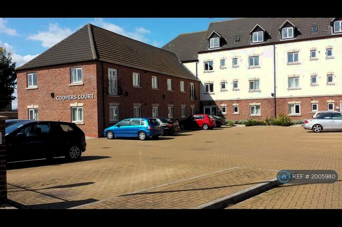 2 Bedroom Flat To Rent In Wisbech Road, Kings Lynn, PE30