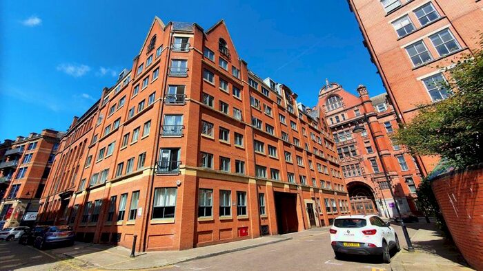 2 Bedroom Apartment To Rent In Sackville Place, Bombay St, M1