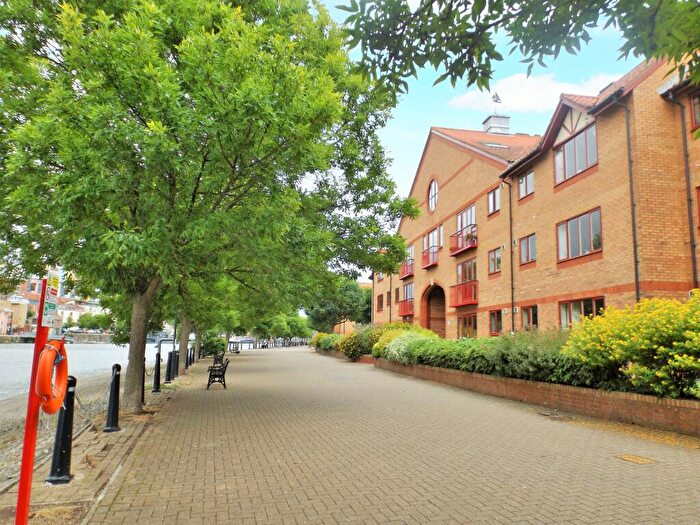 2 Bedroom Apartment To Rent In Westbrooke Court, Baltic Wharf, BS1