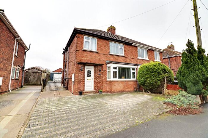 3 Bedroom Semi Detached House For Sale In Endcliffe Avenue, Scunthorpe, Lincolnshire, DN17