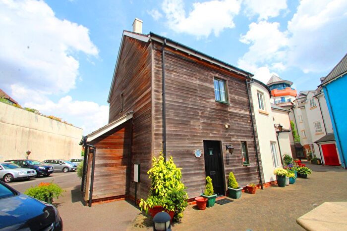 2 Bedroom Property To Rent In Eastcliff, Bristol, BS20