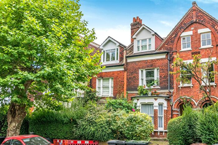 1 Bedroom Apartment For Sale In Adelaide Avenue, London, SE4