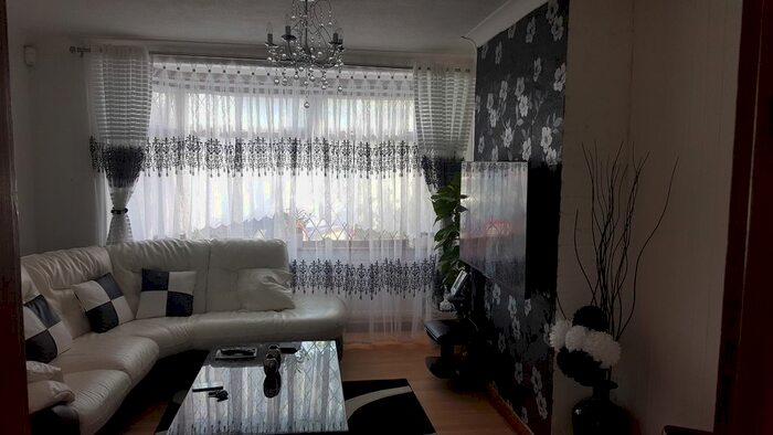 3 Bedroom Semi Detached House For Sale In Falling Lane, West Drayton, UB7