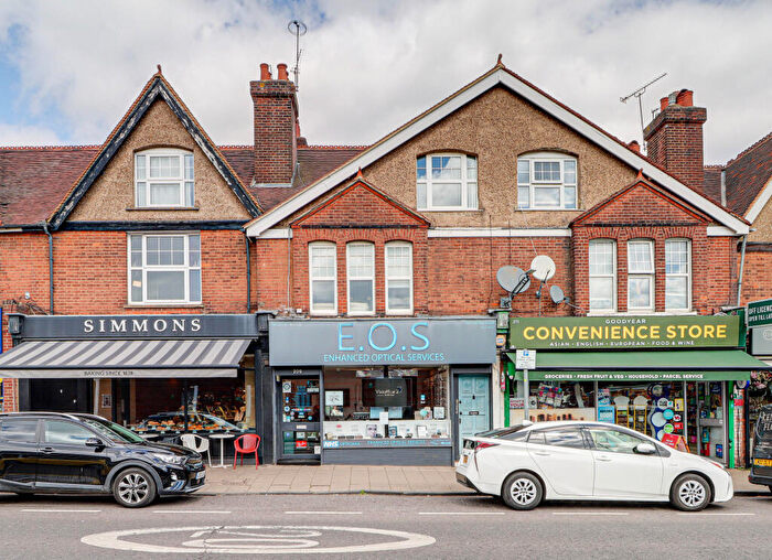 3 Bedroom Flat To Rent In Hatfield Road, St Albans, AL1