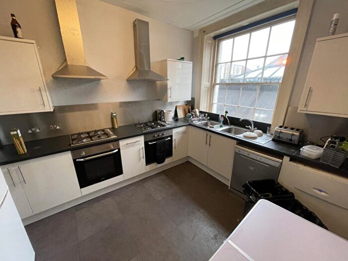 9 Bedroom Semi-Detached House To Rent In Whiteladies Road, Clifton, Bristol, BS8