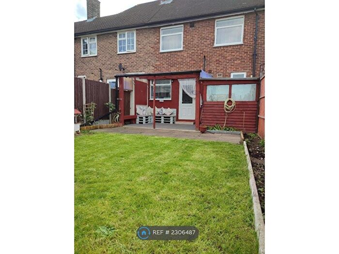 3 Bedroom Terraced House To Rent In Woodbank Road, Bromley, BR1