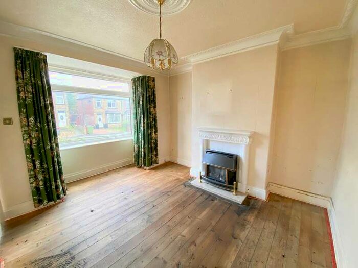 2 Bedroom End Of Terrace House For Sale In Sunnymead, Waterloo, Huddersfield, HD5