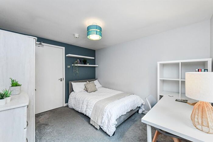 1 Bedroom Apartment To Rent In Room, Varsity Lace Market, NG1