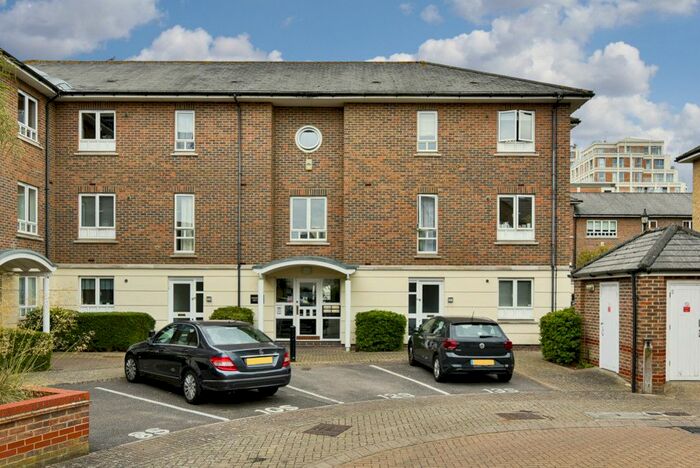 1 Bedroom Flat To Rent In May Bate Avenue, Kingston Upon Thames, KT2