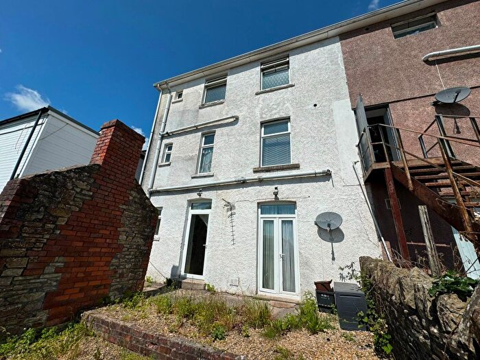 2 Bedroom Flat To Rent In Basement Flat, Penybont Road, Pencoed, Bridgend, CF35